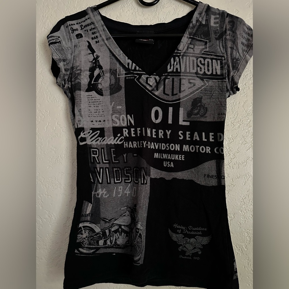 Harley Davidson vintage vneck tee